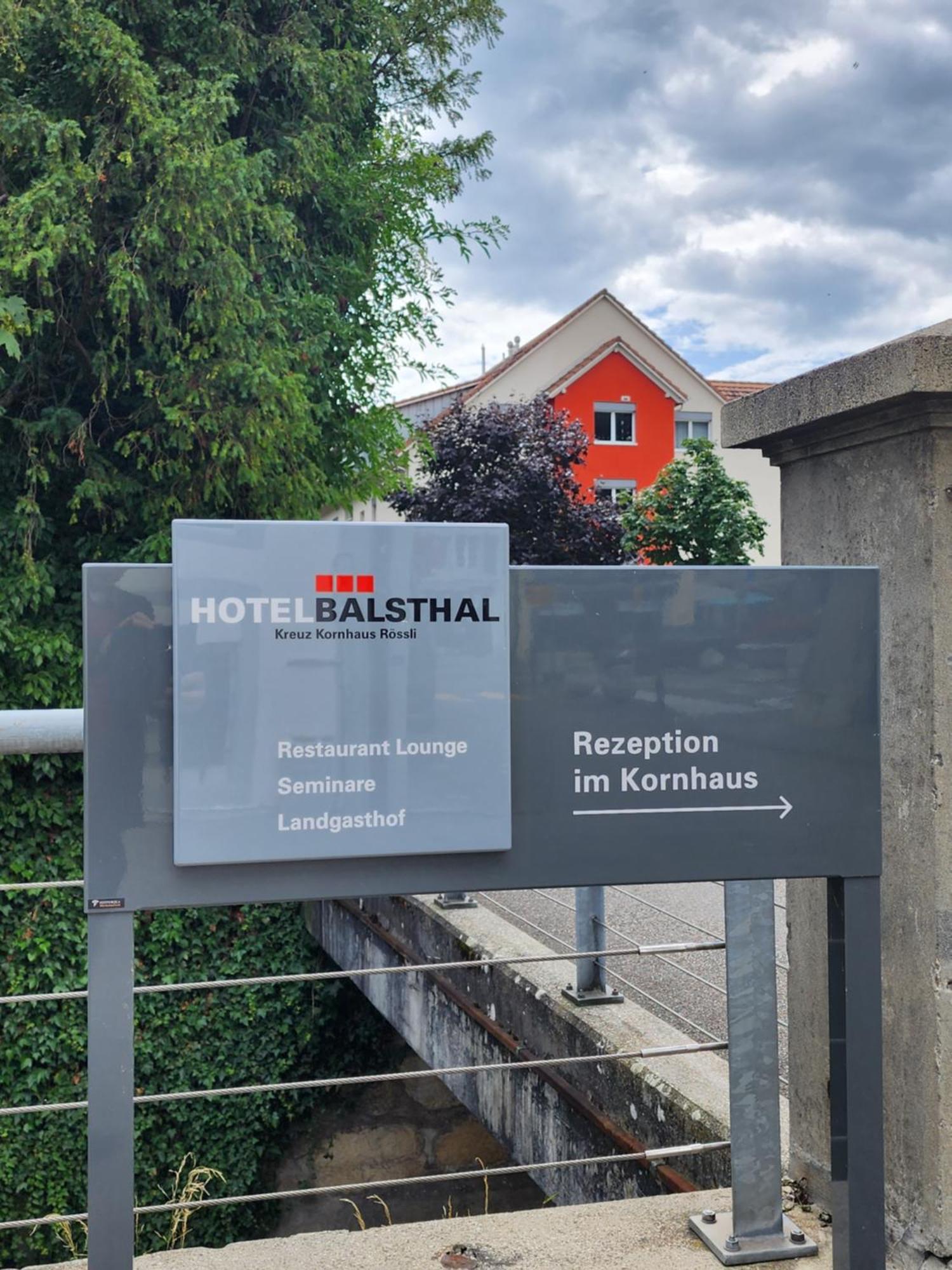 Hotel Balsthal Eksteriør billede